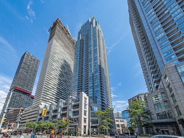 709 - 2191 Yonge St