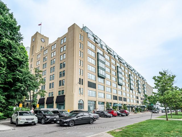 1116 - 211 QUEENS QUAY WEST