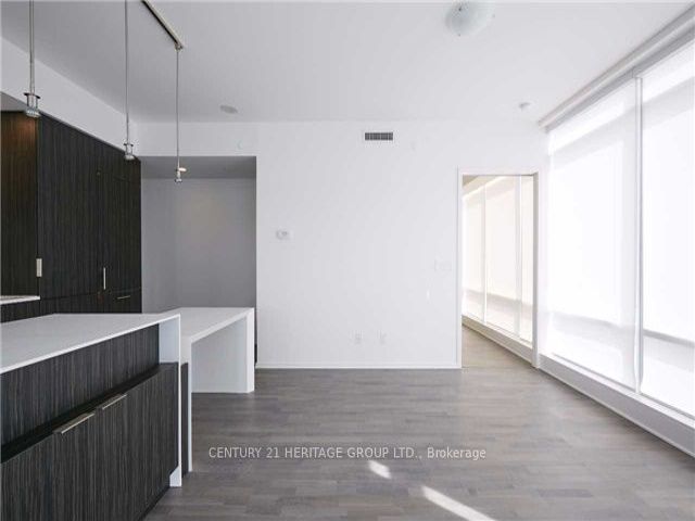 2501 - 1 Bloor St E