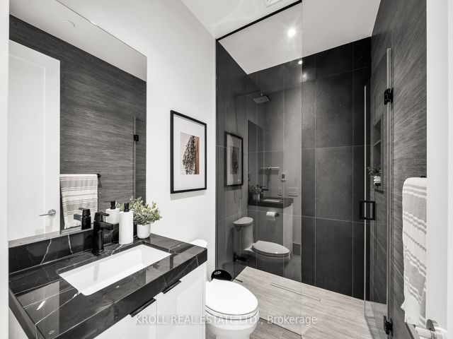 703 - 355 Bedford Park Ave