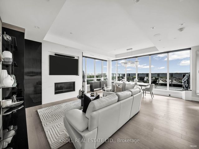 703 - 355 Bedford Park Ave