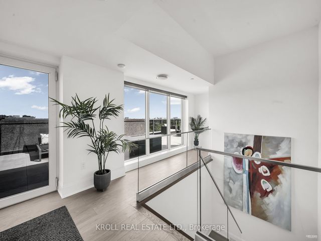 703 - 355 Bedford Park Ave