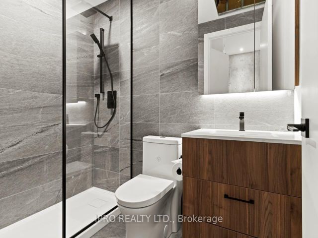 25 - 12 Dervock Cres