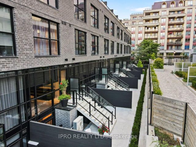 25 - 12 Dervock Cres