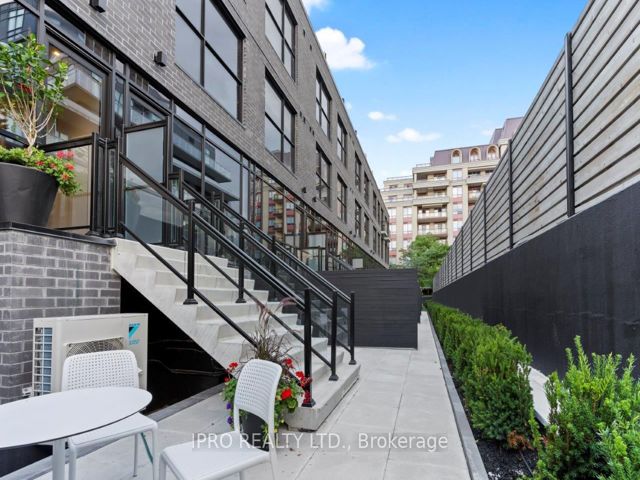 25 - 12 Dervock Cres