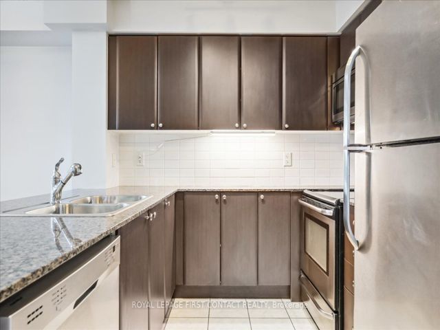 405 - 525 Wilson Ave