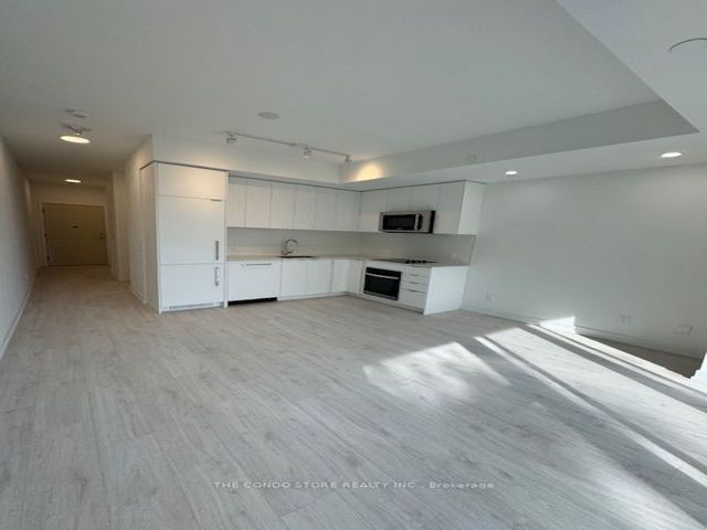 309 - 181 Sheppard Ave E