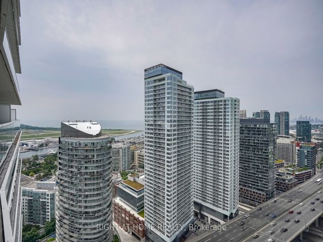 3811 - 75 Queens Wharf Rd