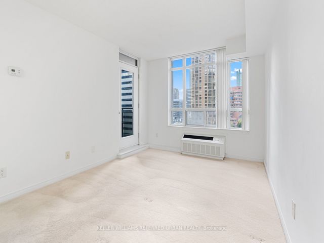 1002 - 155 Beecroft Rd