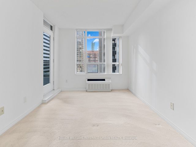 1002 - 155 Beecroft Rd