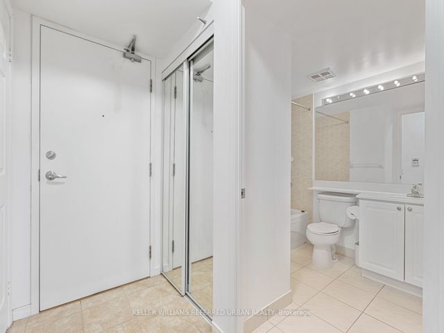 1002 - 155 Beecroft Rd