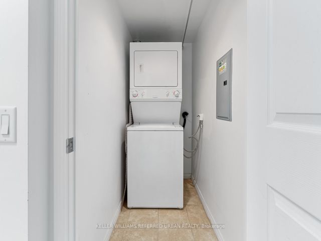 1002 - 155 Beecroft Rd