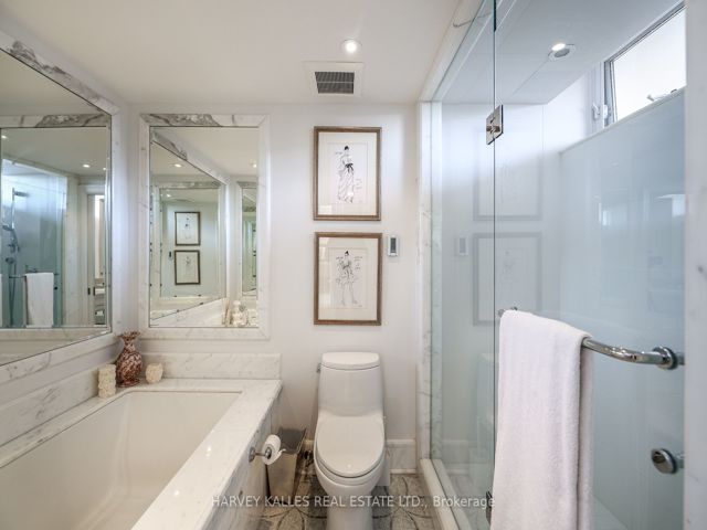 801 - 2600 Bathurst St
