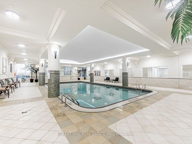 1402 - 660 Sheppard Ave E