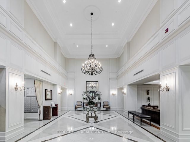 1402 - 660 Sheppard Ave E