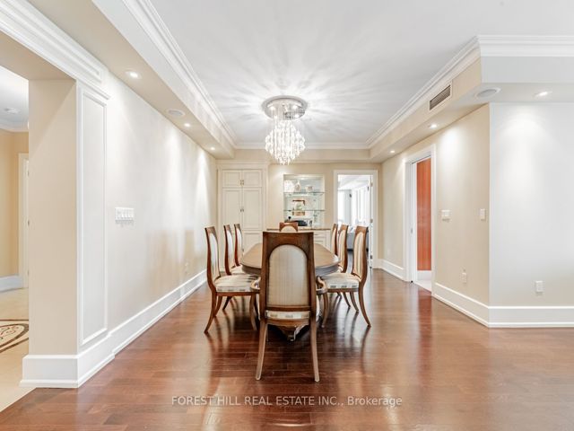 1402 - 660 Sheppard Ave E