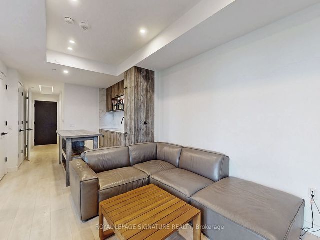 1201 - 505 Richmond St W