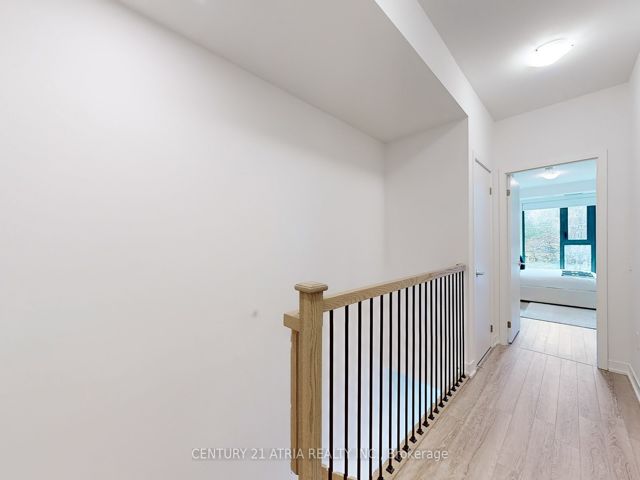 101 - 250 Lawrence Ave W