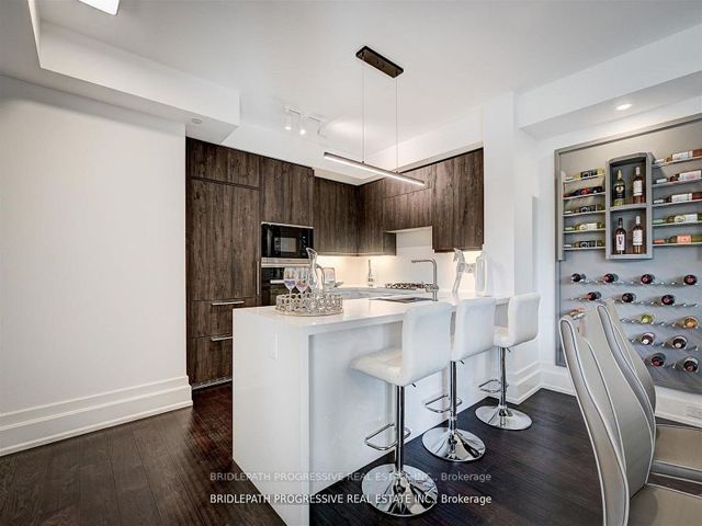 401 - 3 Southvale Dr