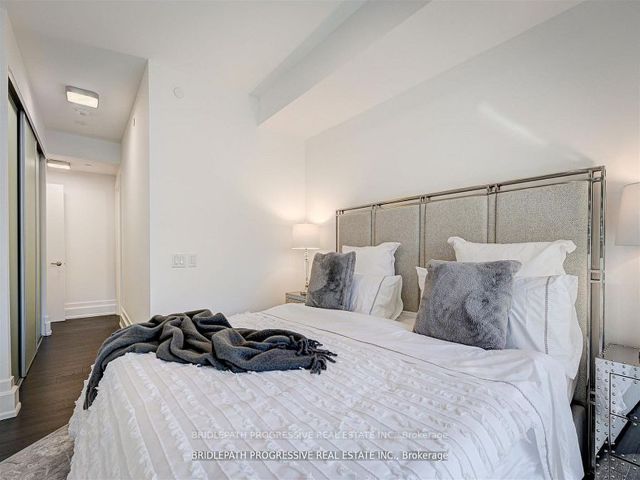 401 - 3 Southvale Dr