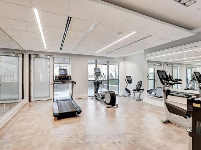 401 - 3 Southvale Dr