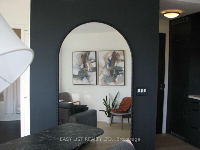 N204 - 120 Bayview Ave