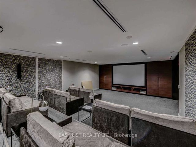 N204 - 120 Bayview Ave