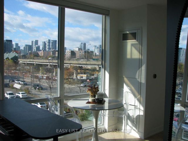 N204 - 120 Bayview Ave