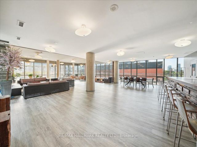 308 - 33 Mill St