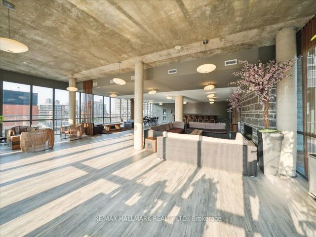 308 - 33 Mill St