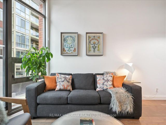 308 - 33 Mill St