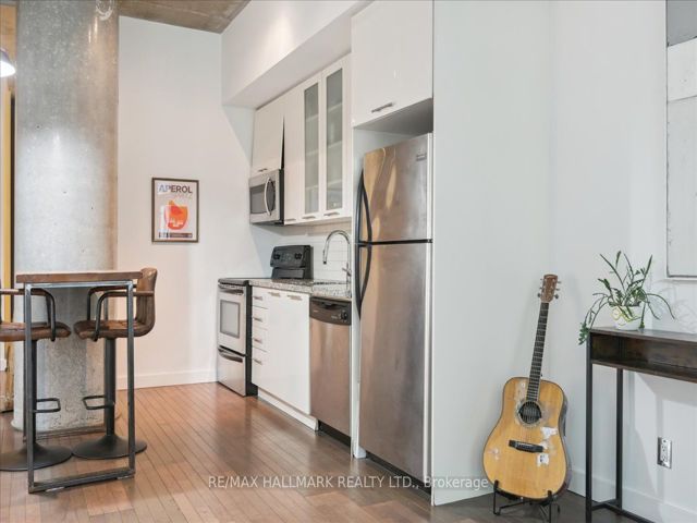 308 - 33 Mill St