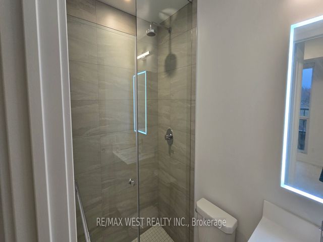 428 - 181 Sheppard Ave Ave S