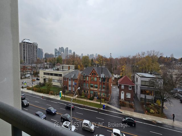 428 - 181 Sheppard Ave Ave S