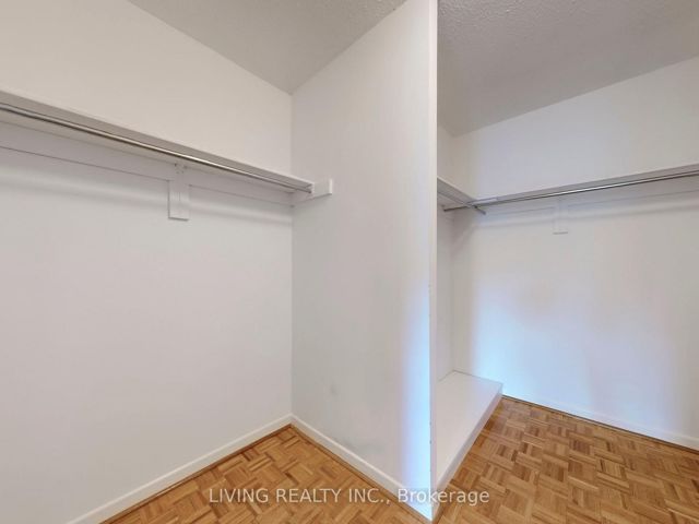 1206 - 62 Wellesley St W