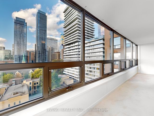 1206 - 62 Wellesley St W