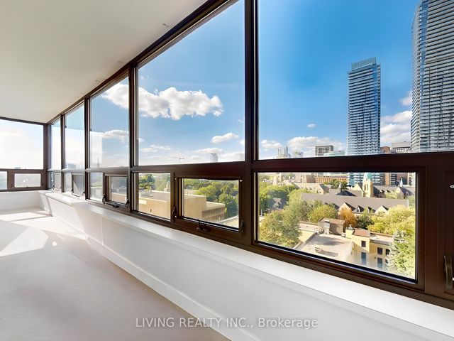 1206 - 62 Wellesley St W