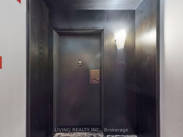 1206 - 62 Wellesley St W