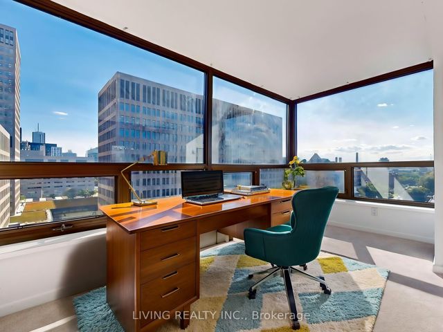 1206 - 62 Wellesley St W