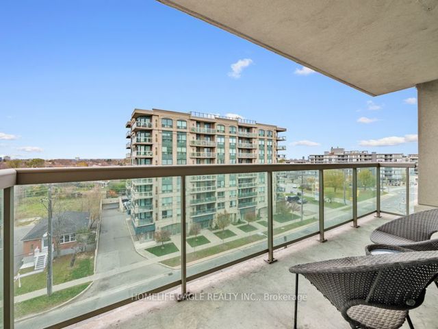 610 - 935 Sheppard Ave W