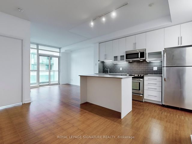 1201 - 1171 Queen St W