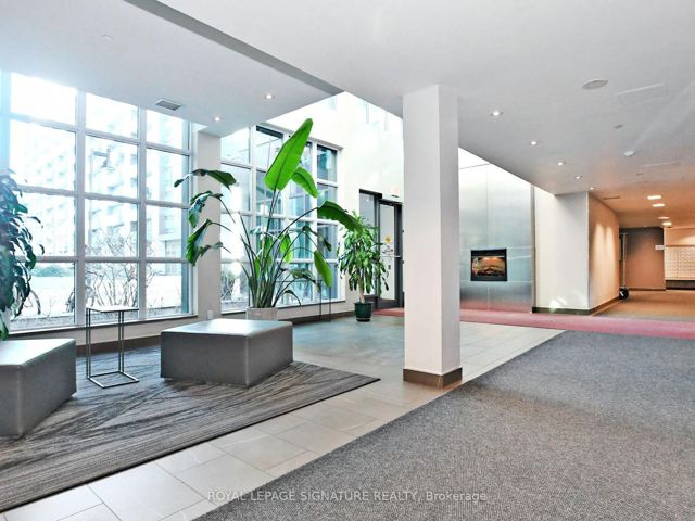 1201 - 1171 Queen St W