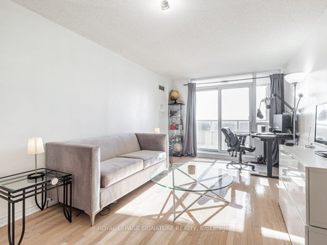 909 - 1 Rean Dr