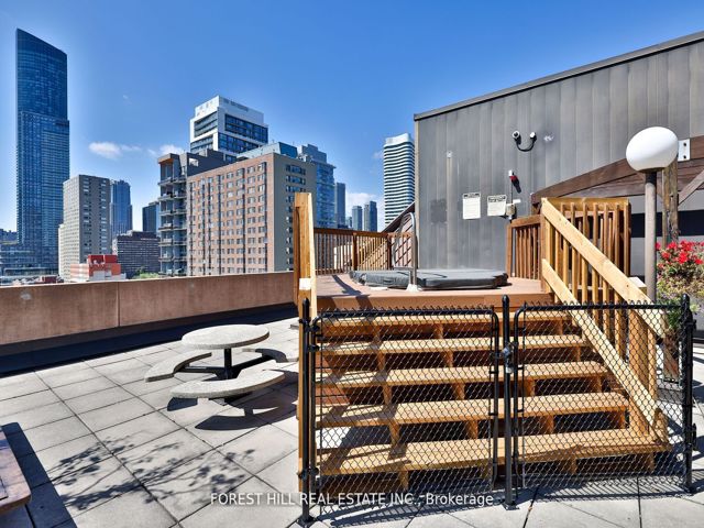 503 - 117 Gerrard St E