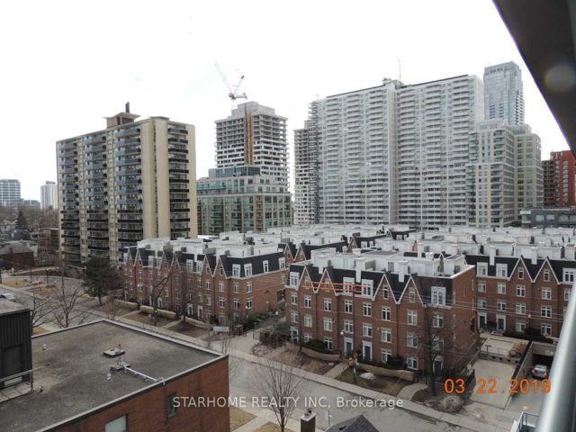 715 - 125 Redpath Ave