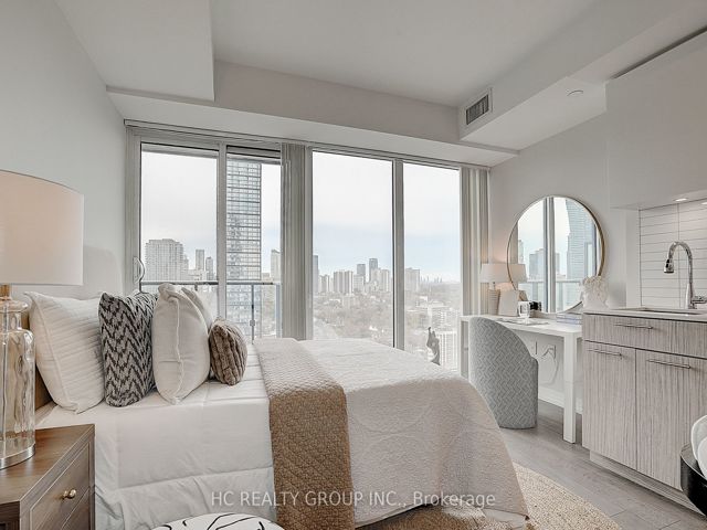 2211 - 251 Jarvis St