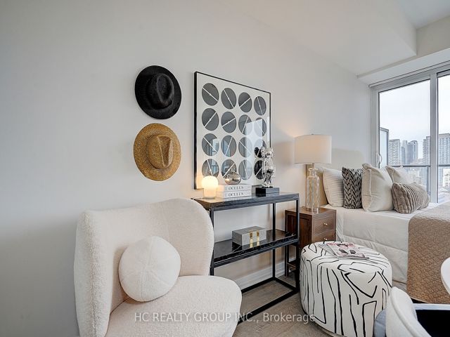 2211 - 251 Jarvis St