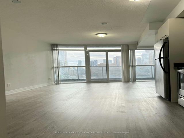1608 - 21 Carlton St