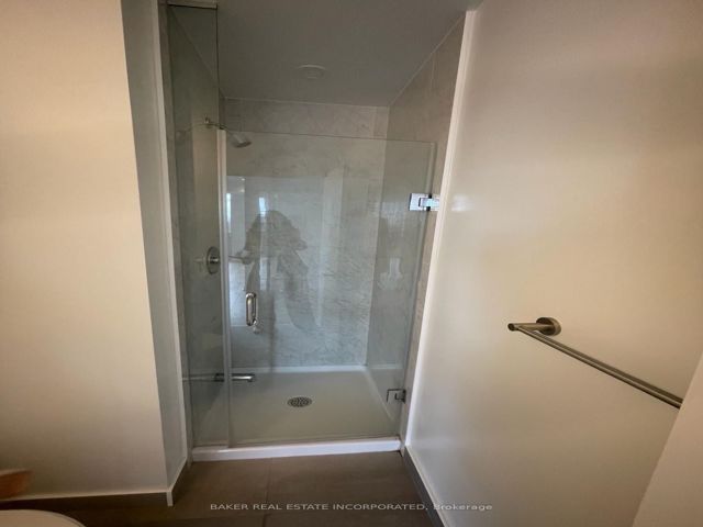415 - 38 Forest Manor Rd