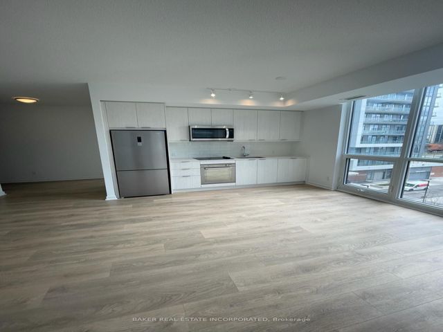 415 - 38 Forest Manor Rd